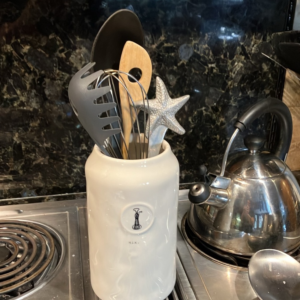 Rae Dunn Utensil holder crock, Graphic is hand mixer with sm “mix” title.